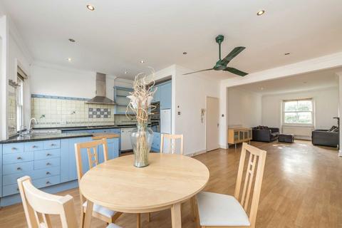 2 bedroom maisonette for sale, North Villas, London NW1