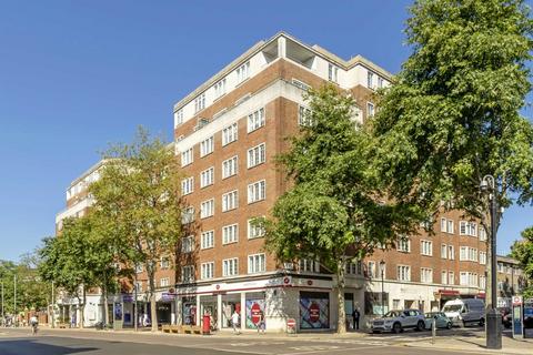 2 bedroom flat to rent, Kensington High Street, London W8