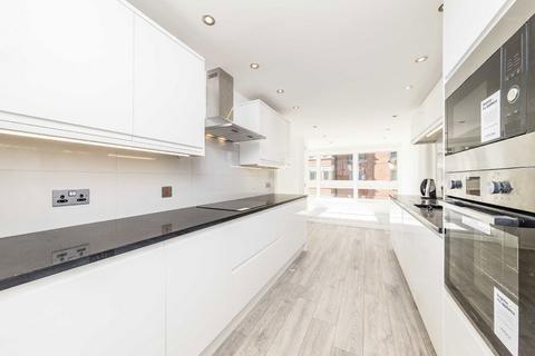 2 bedroom flat to rent, Scarsdale Place, London W8