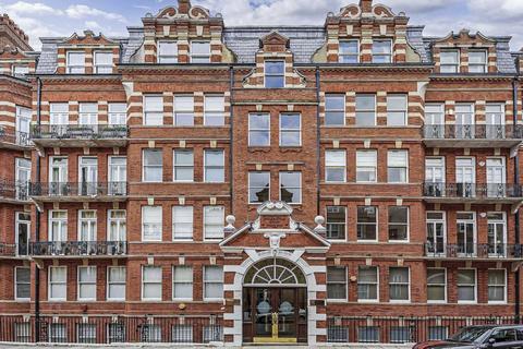 2 bedroom flat to rent, Kensington Court, London W8