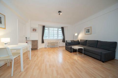 Studio to rent, Vicarage Gate, London W8