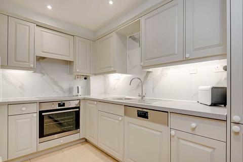 3 bedroom flat to rent, Observatory Gardens, London W8