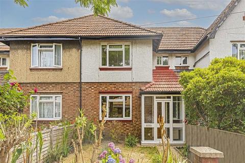 3 bedroom house to rent, Chaucer Avenue, Richmond TW9