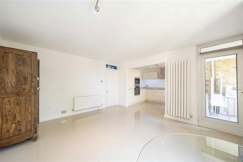 2 bedroom flat to rent, Kent Road, Kew TW9