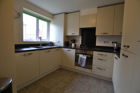 3 bedroom terraced house to rent, Bellshiel Grove, Newcastle Upon Tyne, Tyne and Wear