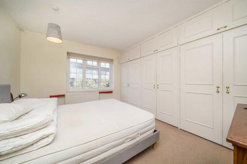 2 bedroom terraced house for sale, York Road, Kingston Upon Thames KT2