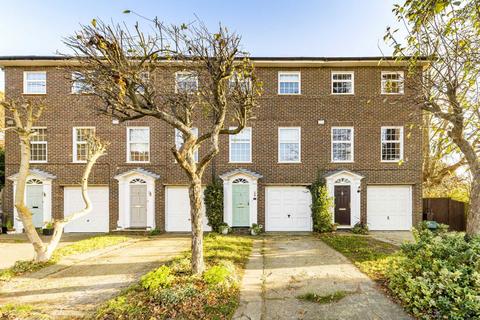 4 bedroom terraced house for sale, Heatherdale Close, Kingston Upon Thames KT2