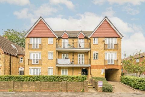 2 bedroom flat for sale, Birkenhead Avenue, Kingston Upon Thames KT2