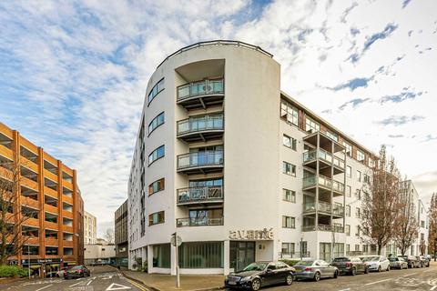 2 bedroom flat for sale, The Bittoms, Kingston Upon Thames KT1