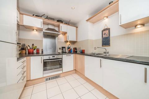 2 bedroom flat for sale, The Bittoms, Kingston Upon Thames KT1