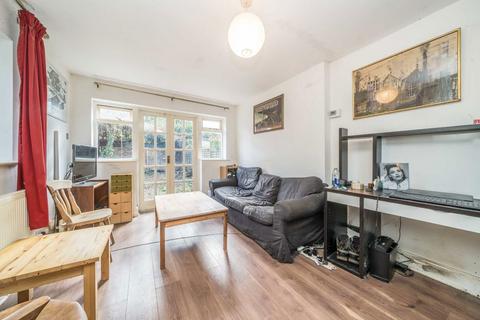 2 bedroom maisonette for sale, Hawks Road, Kingston Upon Thames KT1