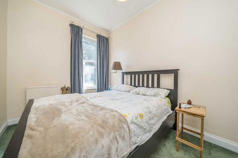 2 bedroom maisonette for sale, Fairfield West, Kingston Upon Thames KT1