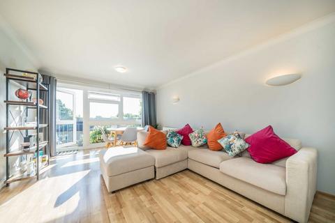 2 bedroom flat for sale, Gloucester Road, Kingston Upon Thames KT1