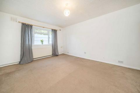 2 bedroom flat for sale, Wilmer Crescent, Kingston Upon Thames KT2