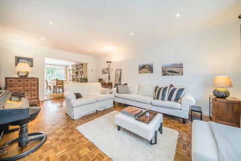 4 bedroom detached house for sale, Cotswold Close, Kingston Upon Thames KT2