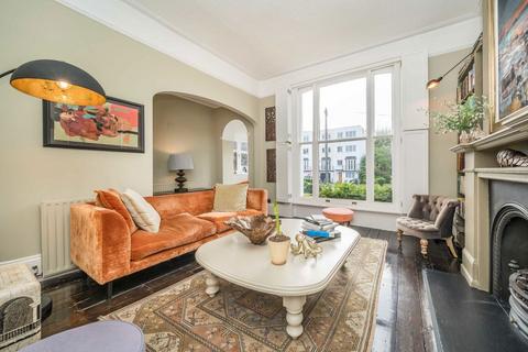 3 Crescent Road, Kingston Upon Thames, KT2 7RD
