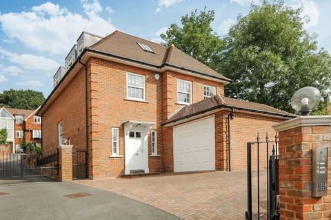 5 bedroom house to rent, Southwood Avenue, Kingston Upon Thames KT2