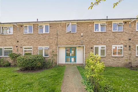 2 bedroom flat for sale, New Road, Kingston Upon Thames KT2