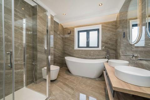 11 Ullswater Crescent, London, SW15 3RG