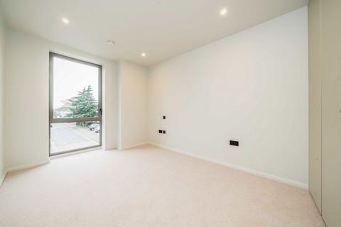 1 bedroom flat to rent, Coombe Road, New Malden KT3