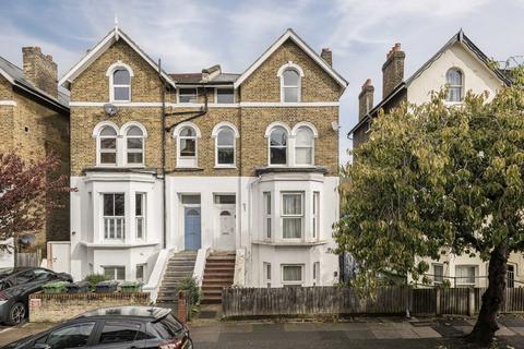 3 bedroom flat to rent, Mount Pleasant Road, London SE13