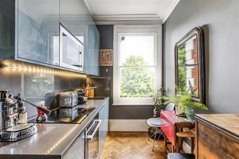 1 bedroom flat for sale, Micheldever Road, London SE12