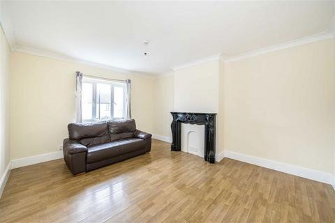 2 bedroom maisonette for sale, Mayeswood Road, London SE12