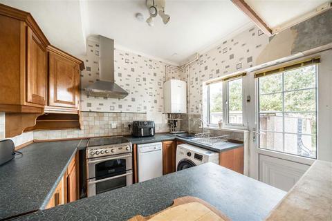 3 bedroom semi-detached house for sale, Dallinger Road, London SE12