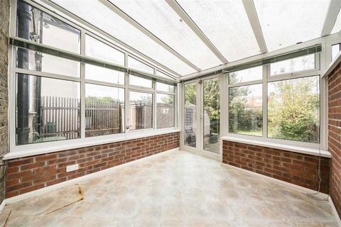 44 Dallinger Road, London, SE12 0TL