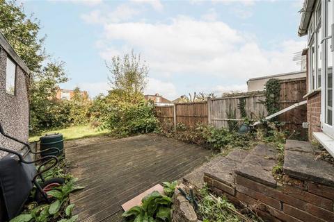 44 Dallinger Road, London, SE12 0TL