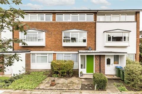 17 Fairby Road, London, SE12 8JP