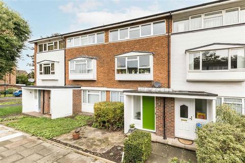 17 Fairby Road, London, SE12 8JP