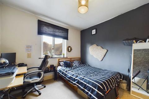 2 bedroom flat for sale, Park Hill Road, Bromley BR2