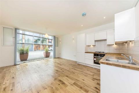 3 bedroom house for sale, Mulberry Place, London SE9