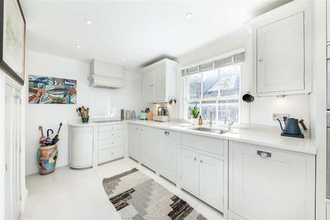 2 bedroom flat for sale, Quentin Road, London SE13