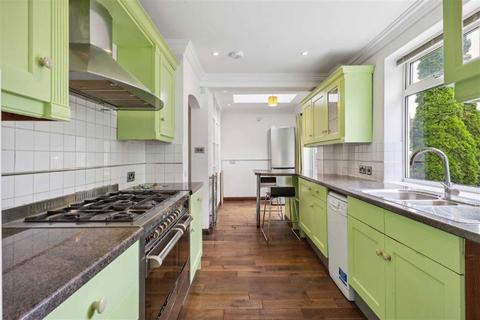 4 bedroom house for sale, Pragnell Road, London SE12