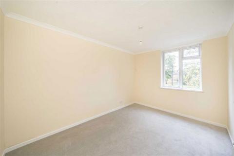 1 bedroom flat for sale, Taunton Road, London SE12