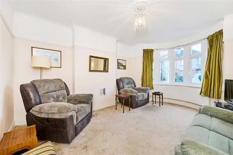 4 bedroom semi-detached house for sale, Hartsmead Road, London SE9