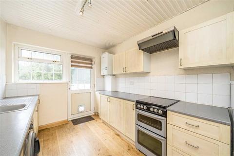 2 bedroom flat for sale, Amblecote Road, London SE12