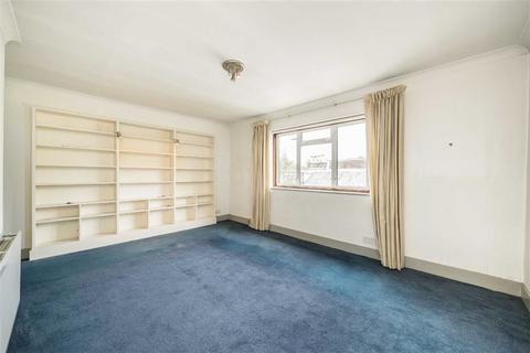 3 bedroom flat for sale, Lee Road, London SE3