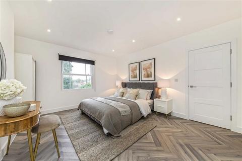 2 bedroom flat for sale, Northbrook Road, London SE13