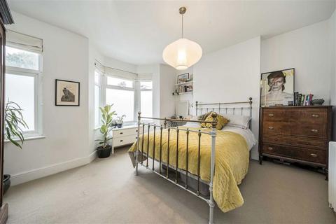 4 bedroom terraced house for sale, Leahurst Road, London SE13