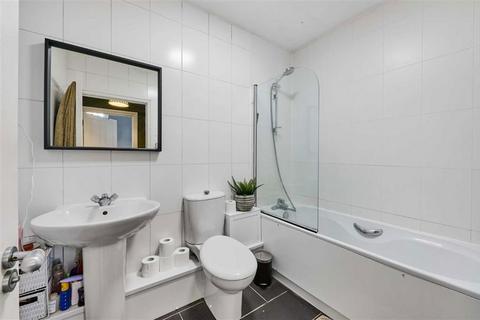 1 bedroom flat for sale, Lee High Road, London SE12