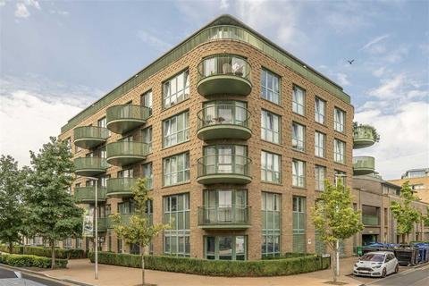 1 bedroom flat for sale, Tudway Road, London SE3