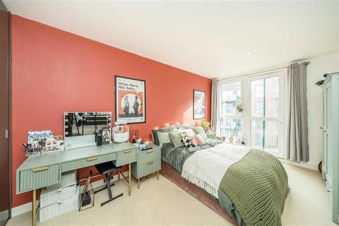 1 bedroom flat for sale, Tudway Road, London SE3