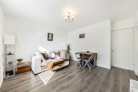 2 bedroom house for sale, Harting Road, London SE9