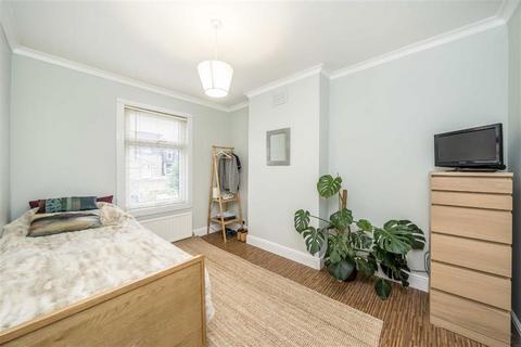 21 Elthruda Road, London, SE13 6SW