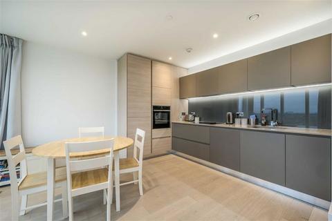 2 bedroom flat for sale, Kidbrooke Park Road, London SE3