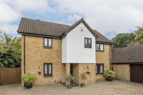 5 bedroom house to rent, Highgrove Close, Chislehurst BR7