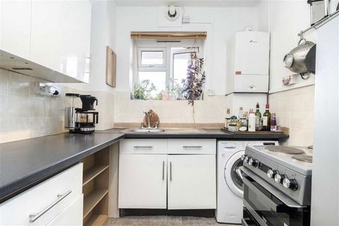 2 bedroom flat for sale, Redcross Way, London SE1